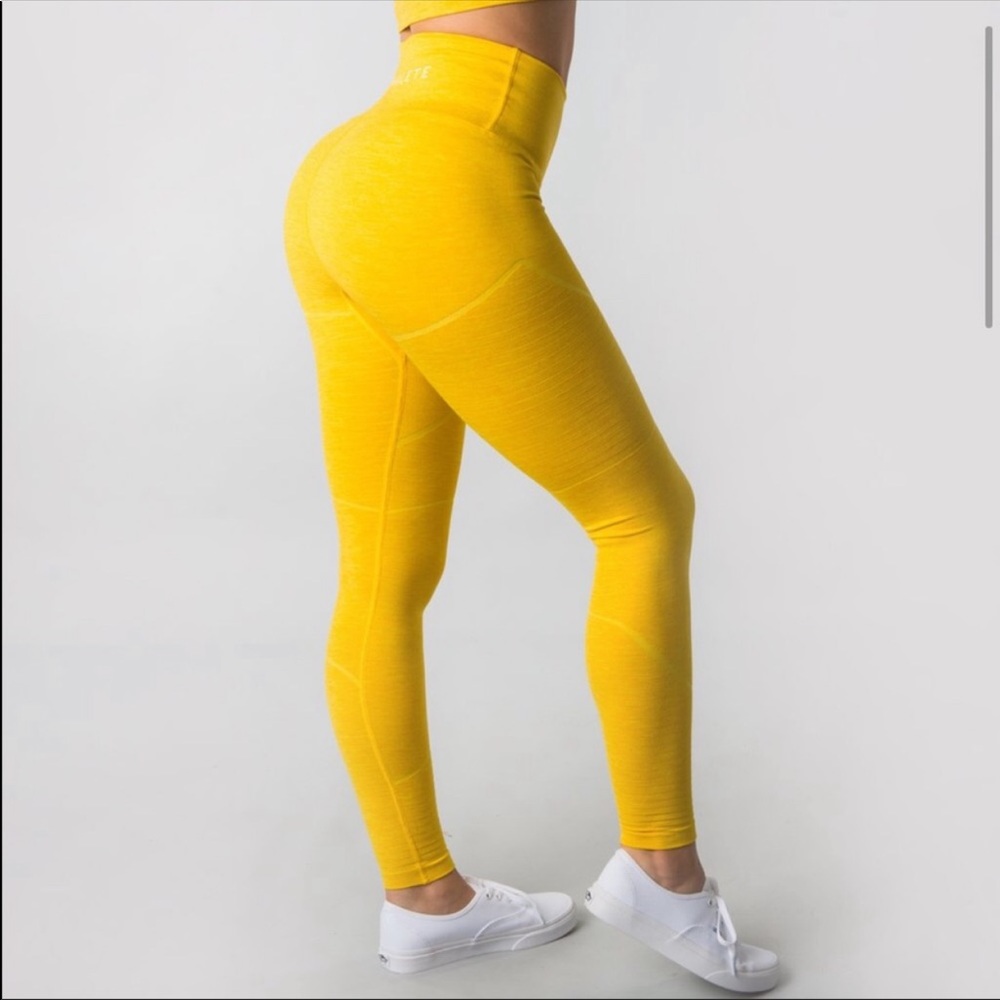 Alphalete OG Revival gym leggings